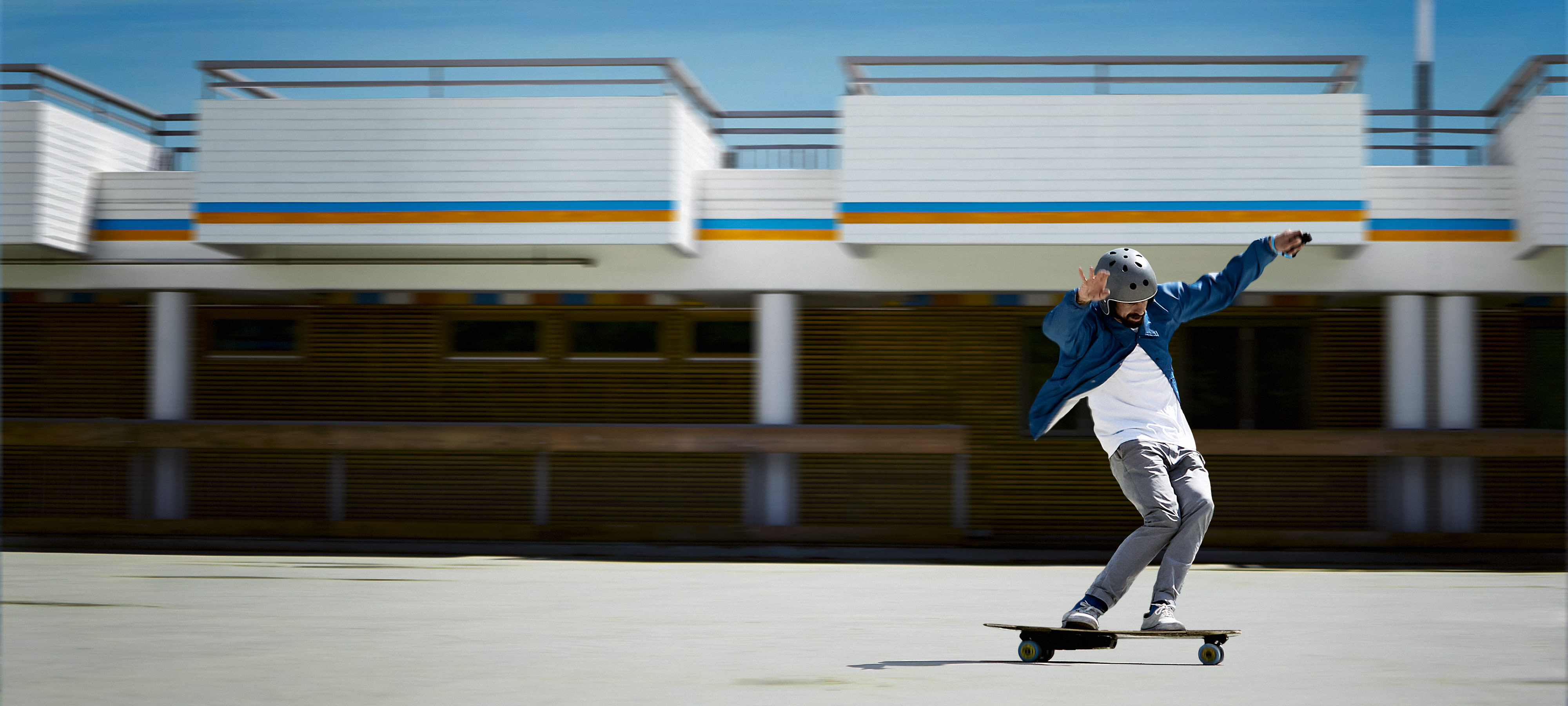 The Electric Skateboard Drive that fits under any Skateboard